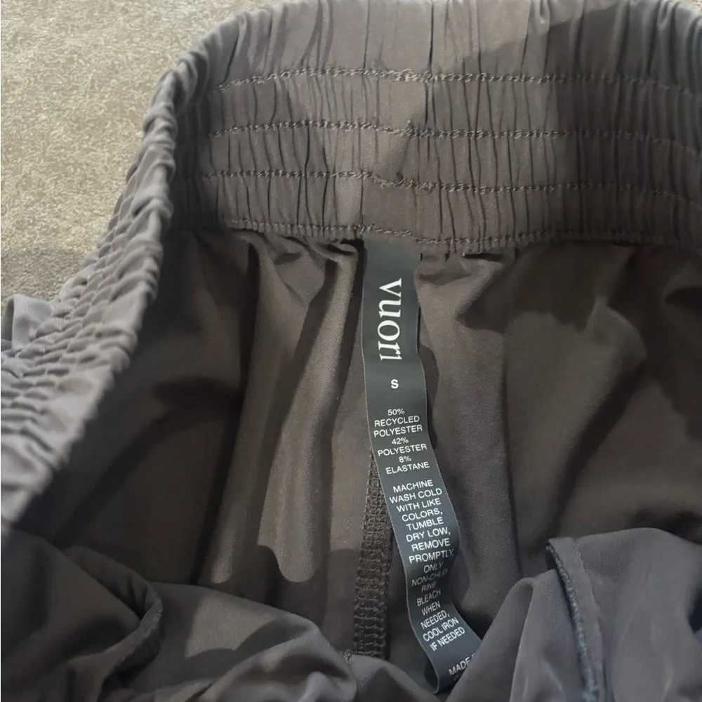 Vuori Dash Short 3” - Picture 2 of 5